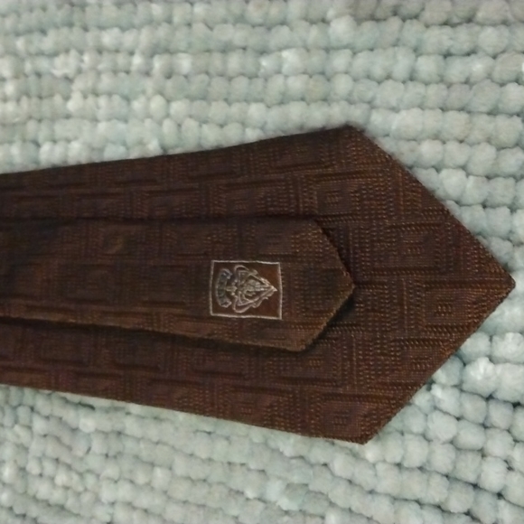 Gucci Other - GUCCI BEAUTIFUL